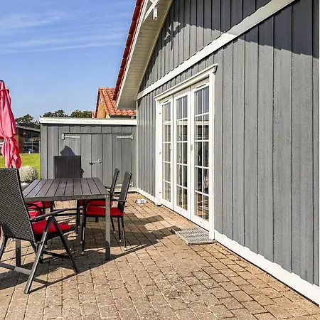 4 Bedroom In